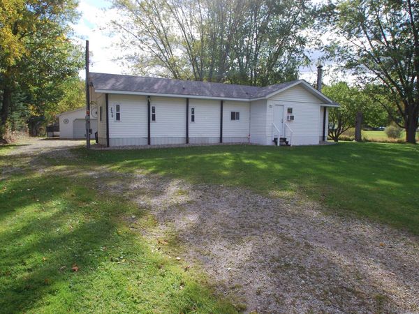 3276 Sage Lake Road E, Lupton, MI 48635
