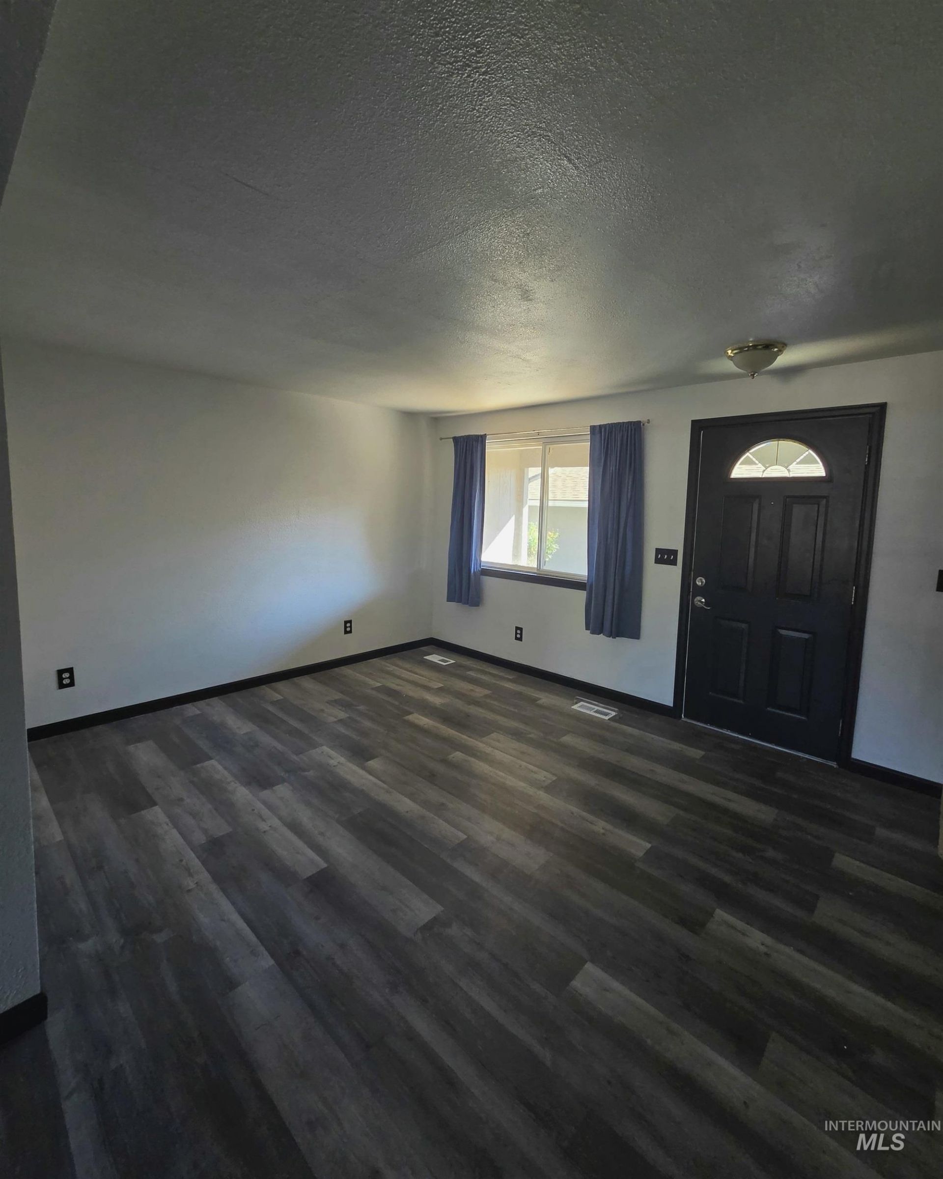 8586 W Rifleman, Boise, ID 83704 Main Photo