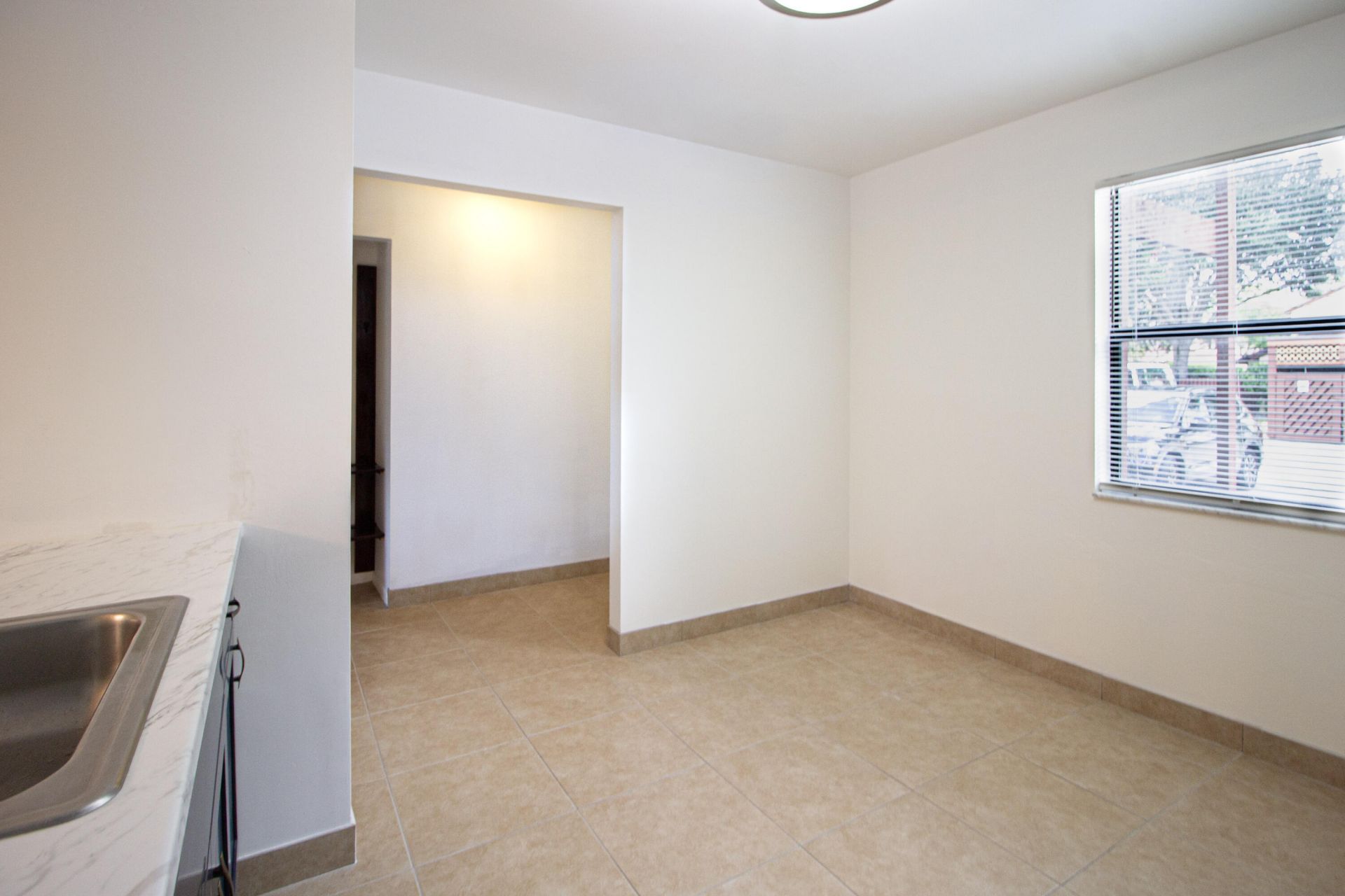 105 Lakeview Drive E, Royal Palm Beach, FL 33411 Photo