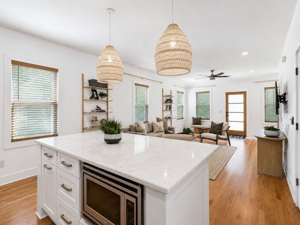 1317 Jones Ave , Nashville, TN 37207