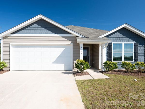 1021 Foxberry Lane , Maiden, NC 28650