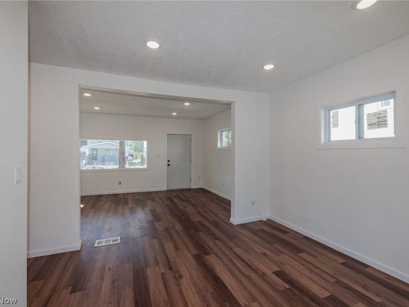 3353 W 84th Street, Cleveland, OH 44102 Photo 11