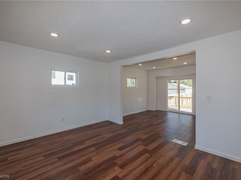 3353 W 84th Street, Cleveland, OH 44102 Photo 6