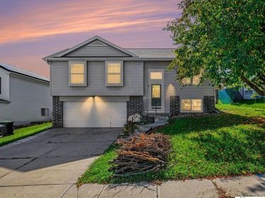 7871 Mary Street, Omaha, NE 68122