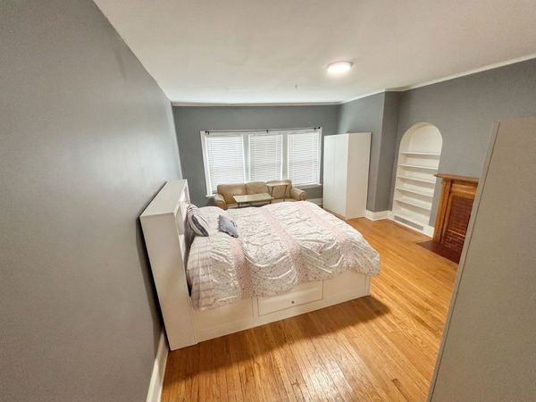 1228 Oak Avenue, Unit 1M, Evanston, IL 60202