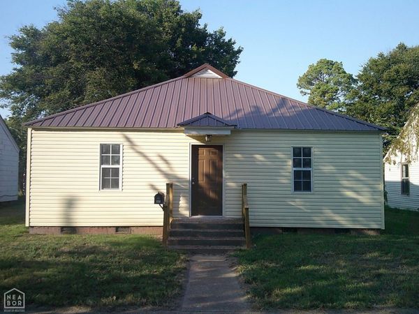 1403 Dill, Newport, AR 72112