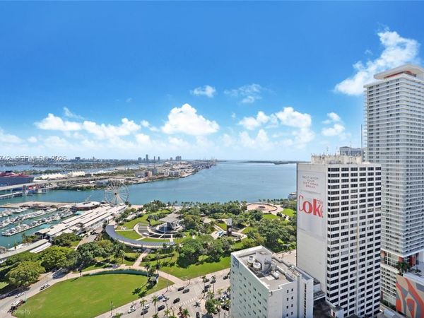 253 NE 2nd St , Unit 3405, Miami, FL 33132