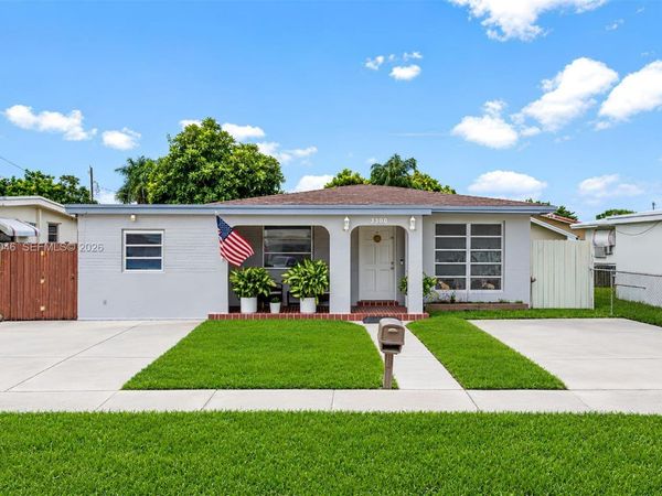 3300 SW 87th Ct, Miami, FL 33165