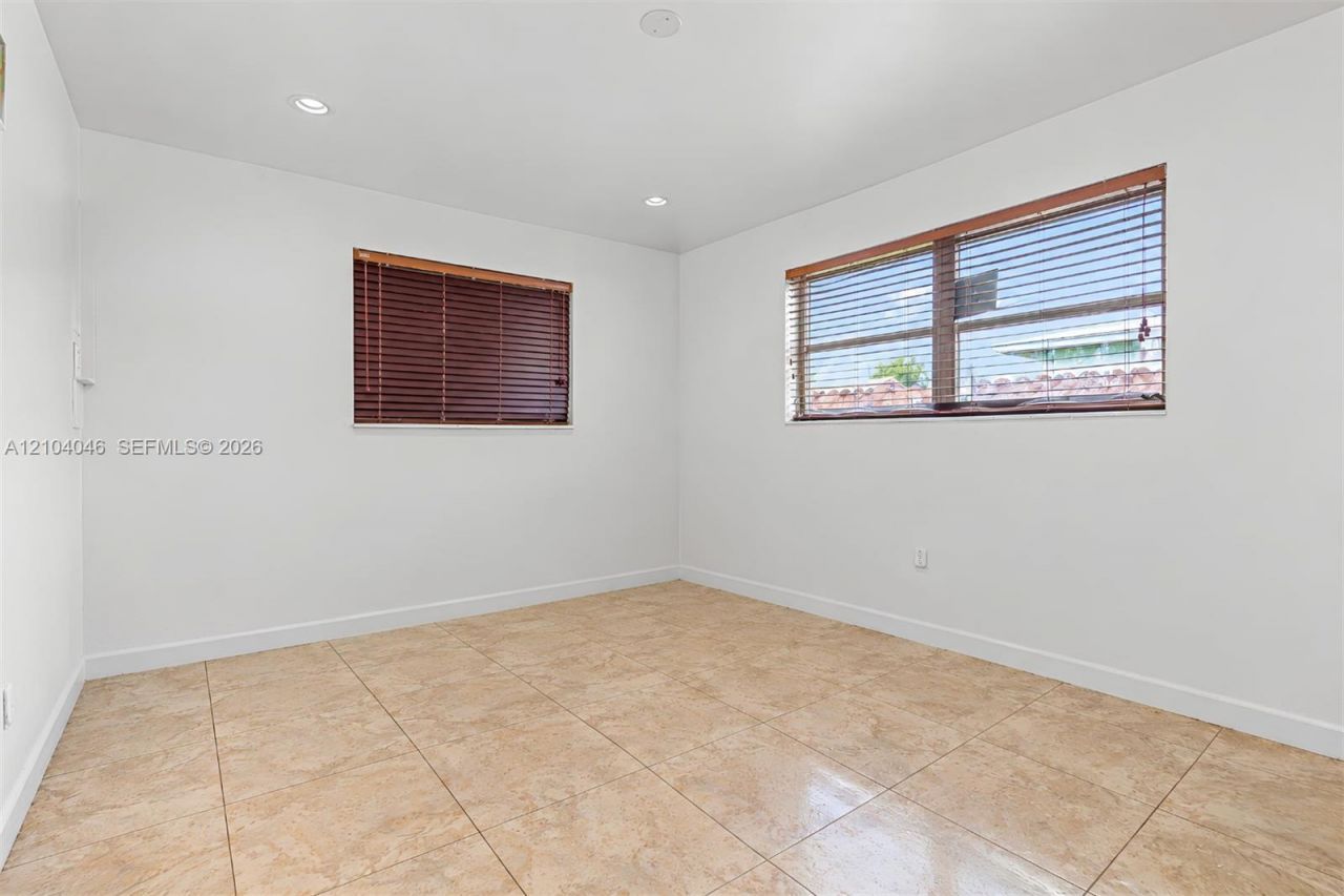 3300 SW 87th Ct, Miami, FL 33165 Photo