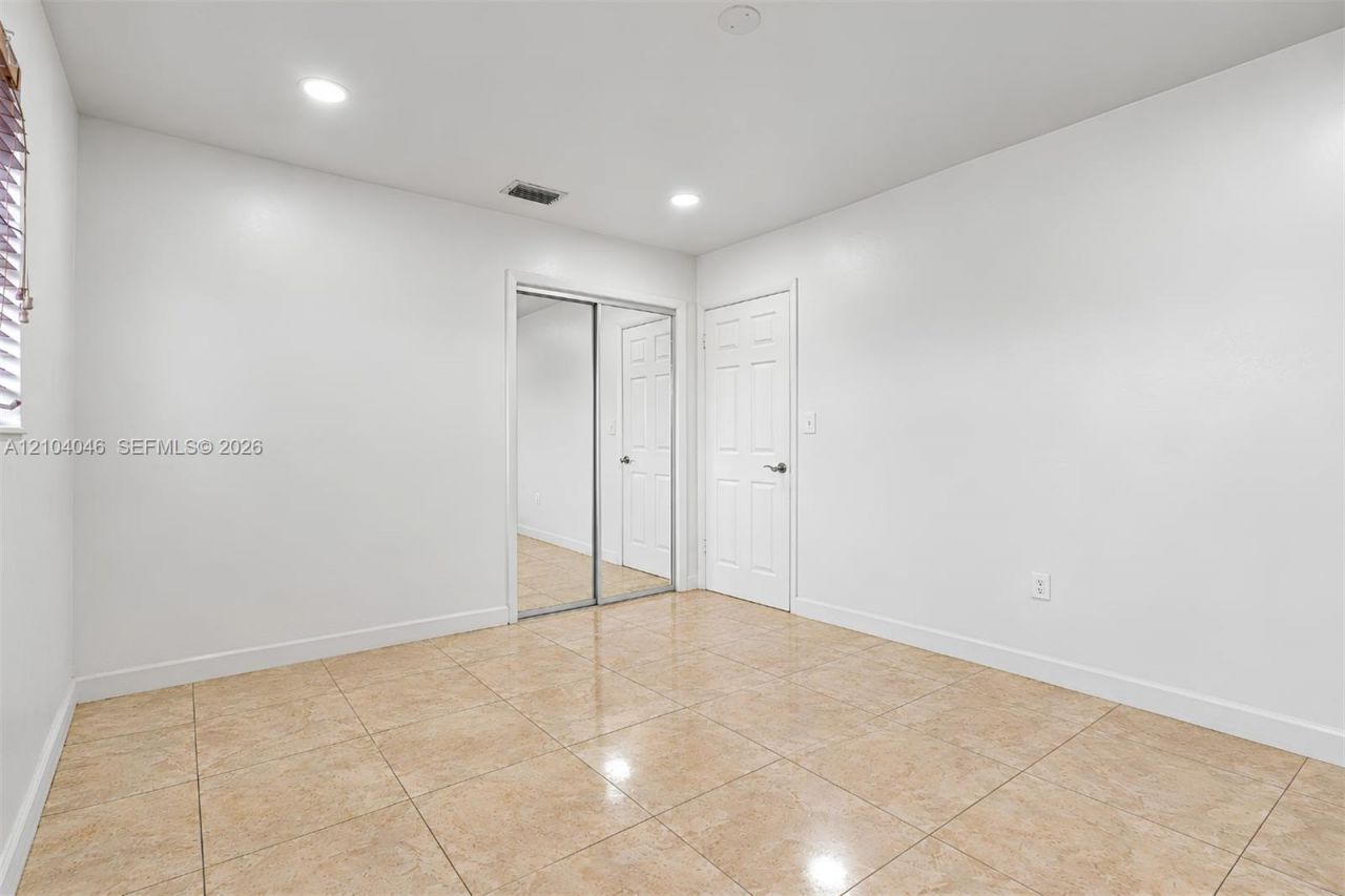 3300 SW 87th Ct, Miami, FL 33165 Photo