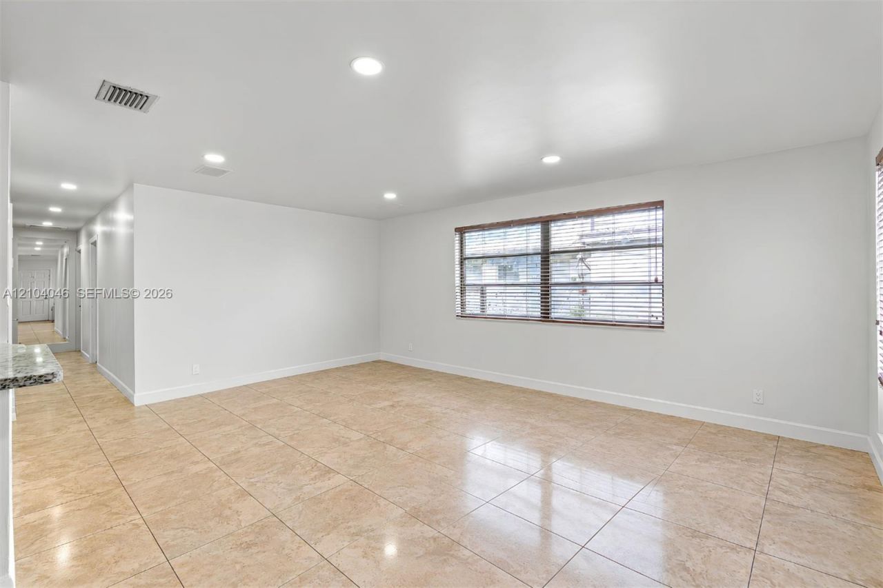 3300 SW 87th Ct, Miami, FL 33165 Photo