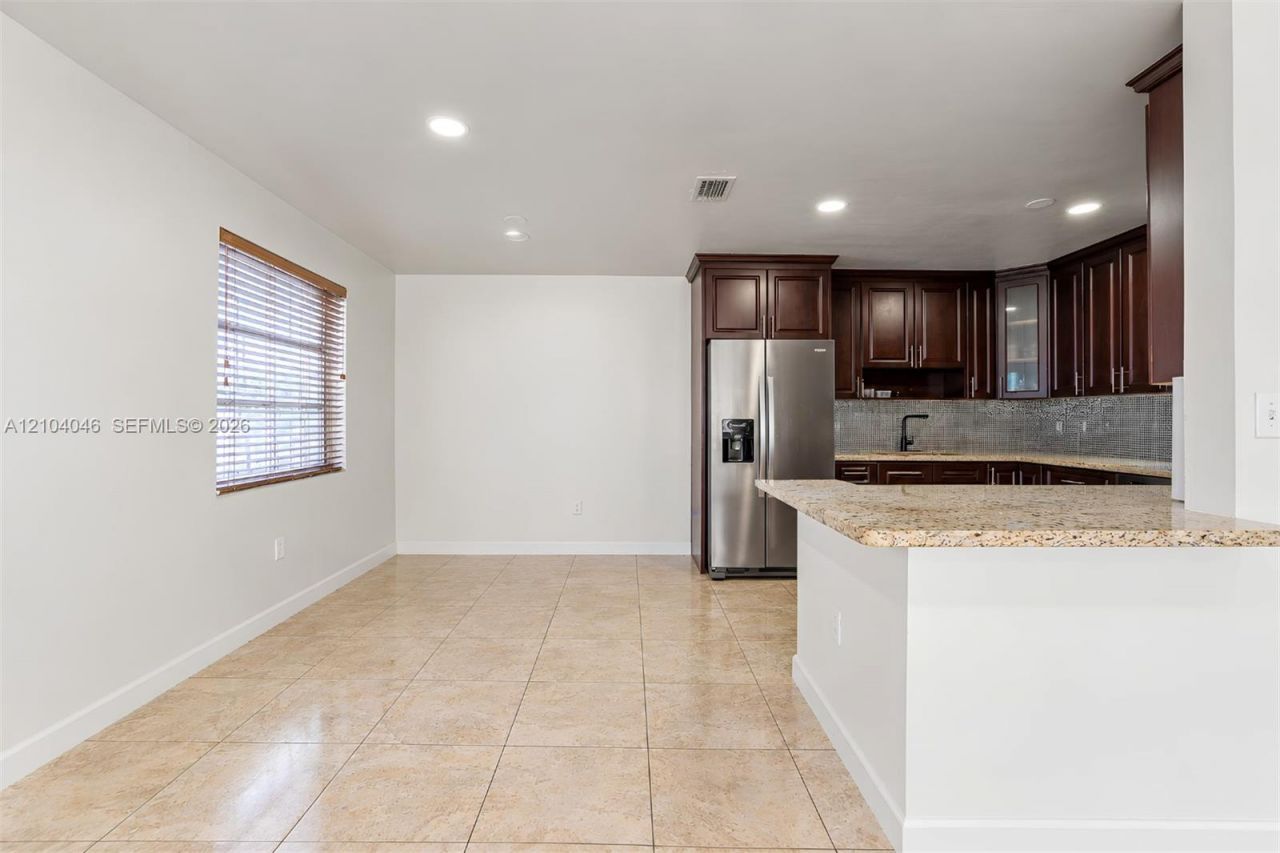 3300 SW 87th Ct, Miami, FL 33165 Photo