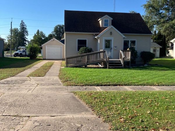 310 NE Hayes Street, Greenfield, IA 50849