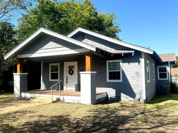 525 E Seminole Avenue , McAlester, OK 74501