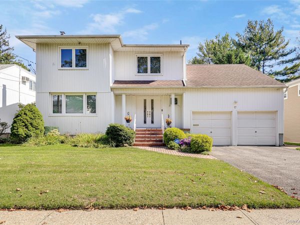 17 Lafayette Drive , Woodmere, NY 11598