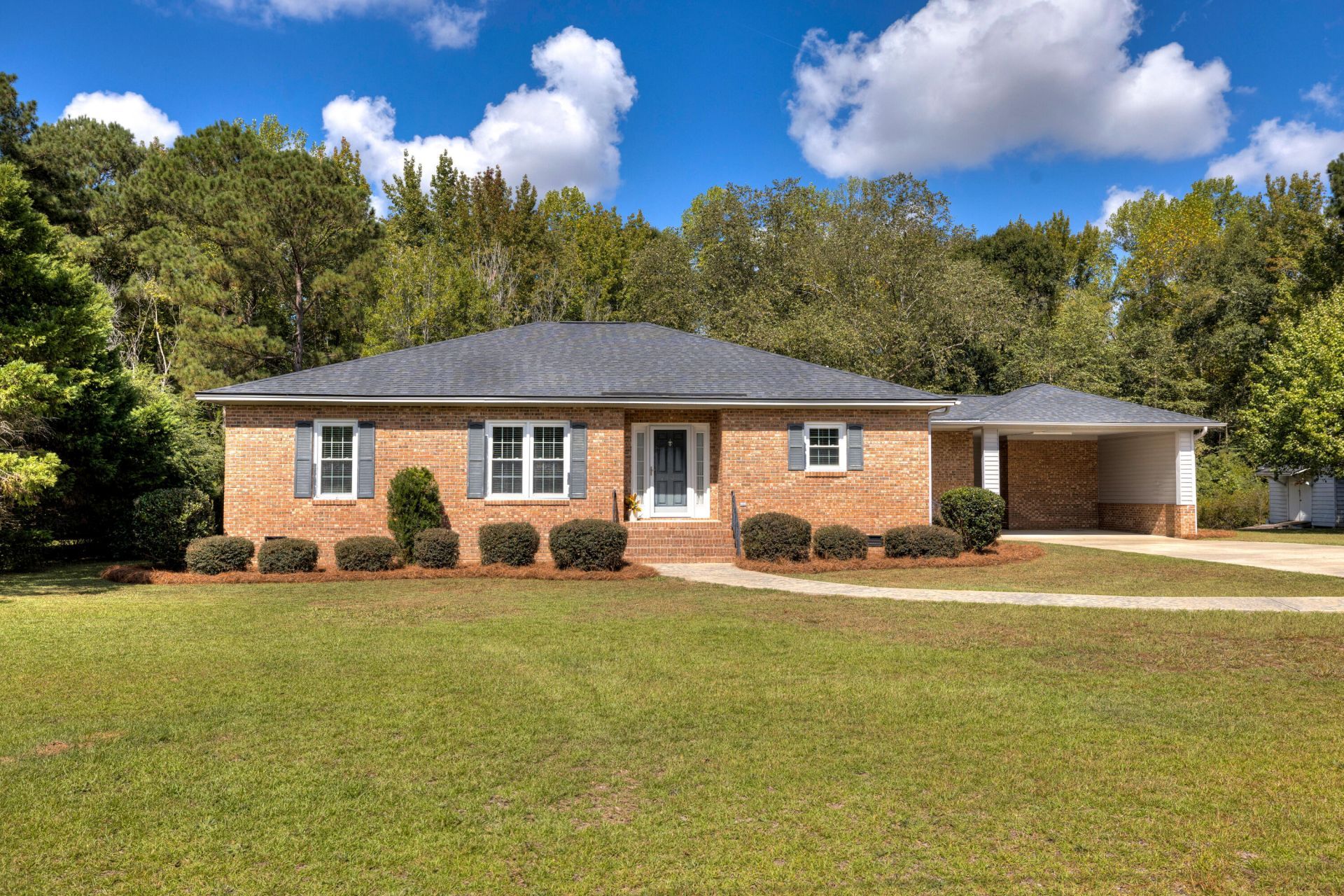 1435 Peggy Lane Photo 2