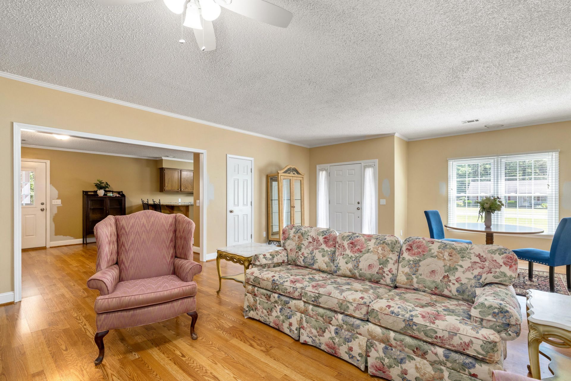 1435 Peggy Lane Photo 38