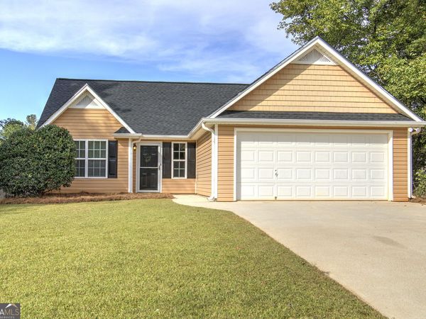 81 Shingle Oak Drive, Dallas, GA 30157
