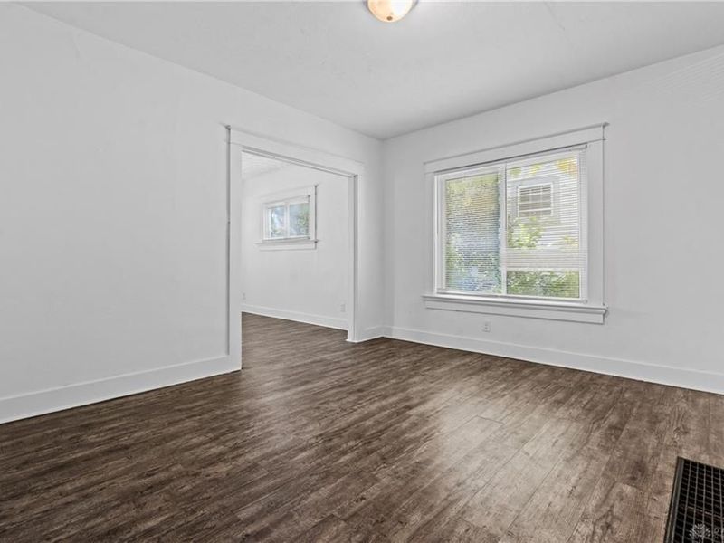715 W Fairview Avenue, Dayton, OH 45406 Photo 18