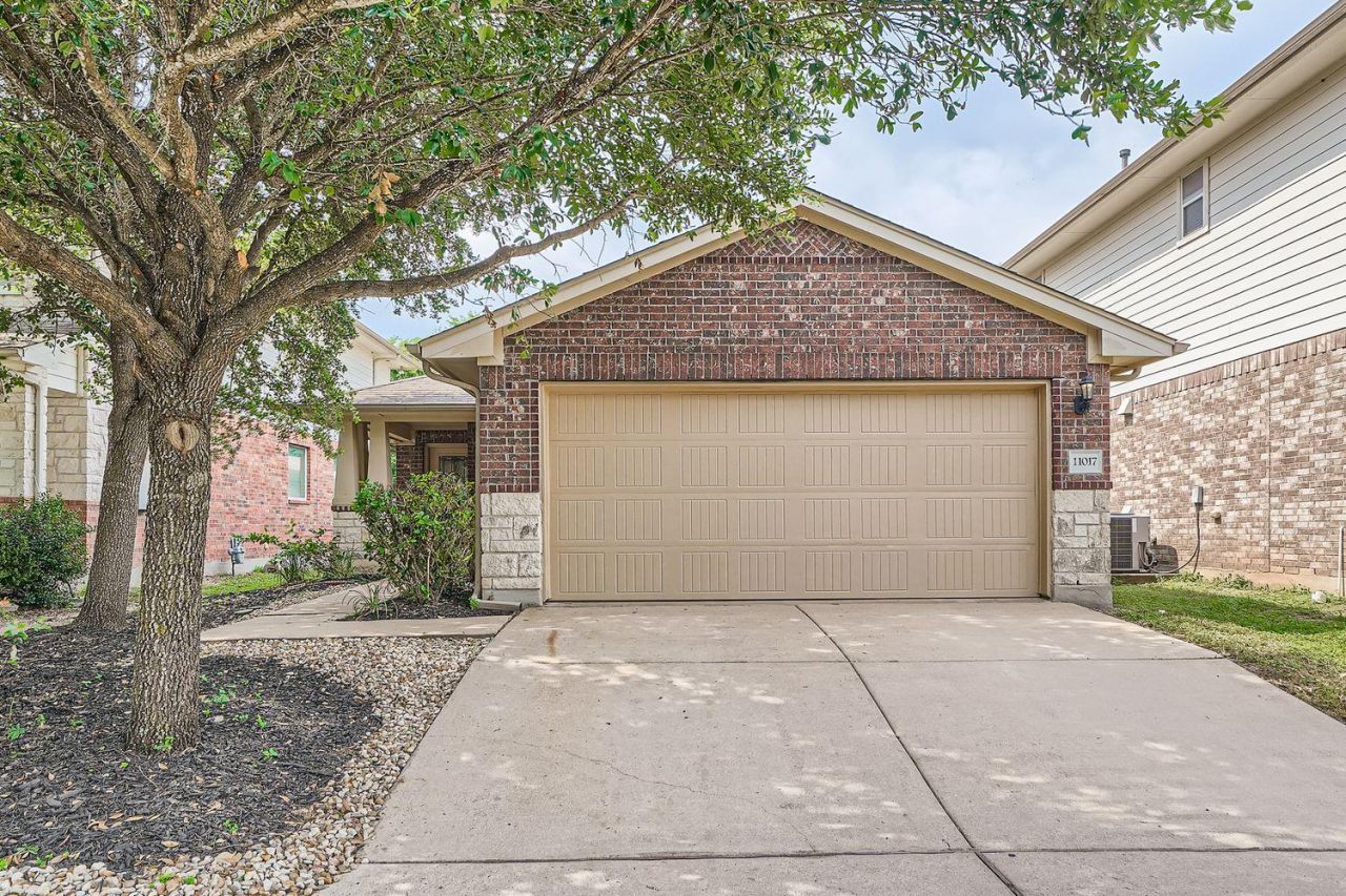 11017 Short Springs Dr, Austin, TX 78754 Main Photo