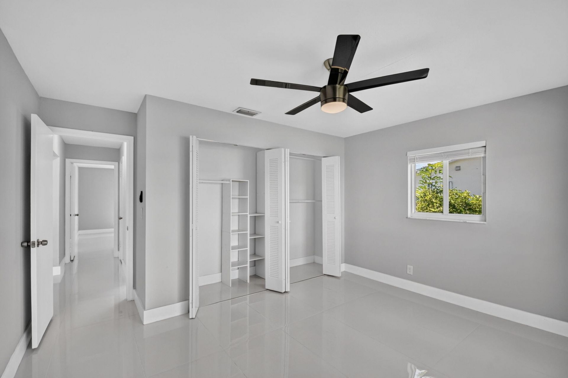 1404 SW 22nd Avenue, Boynton Beach, FL 33426 Photo