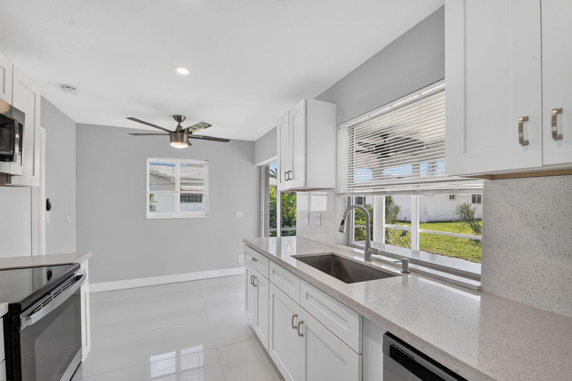 1404 SW 22nd Avenue, Boynton Beach, FL 33426 Photo