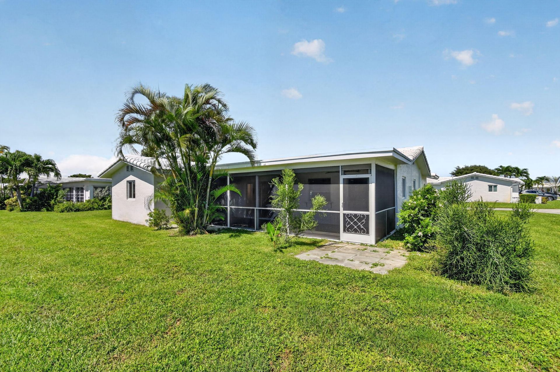 1404 SW 22nd Avenue, Boynton Beach, FL 33426 Photo
