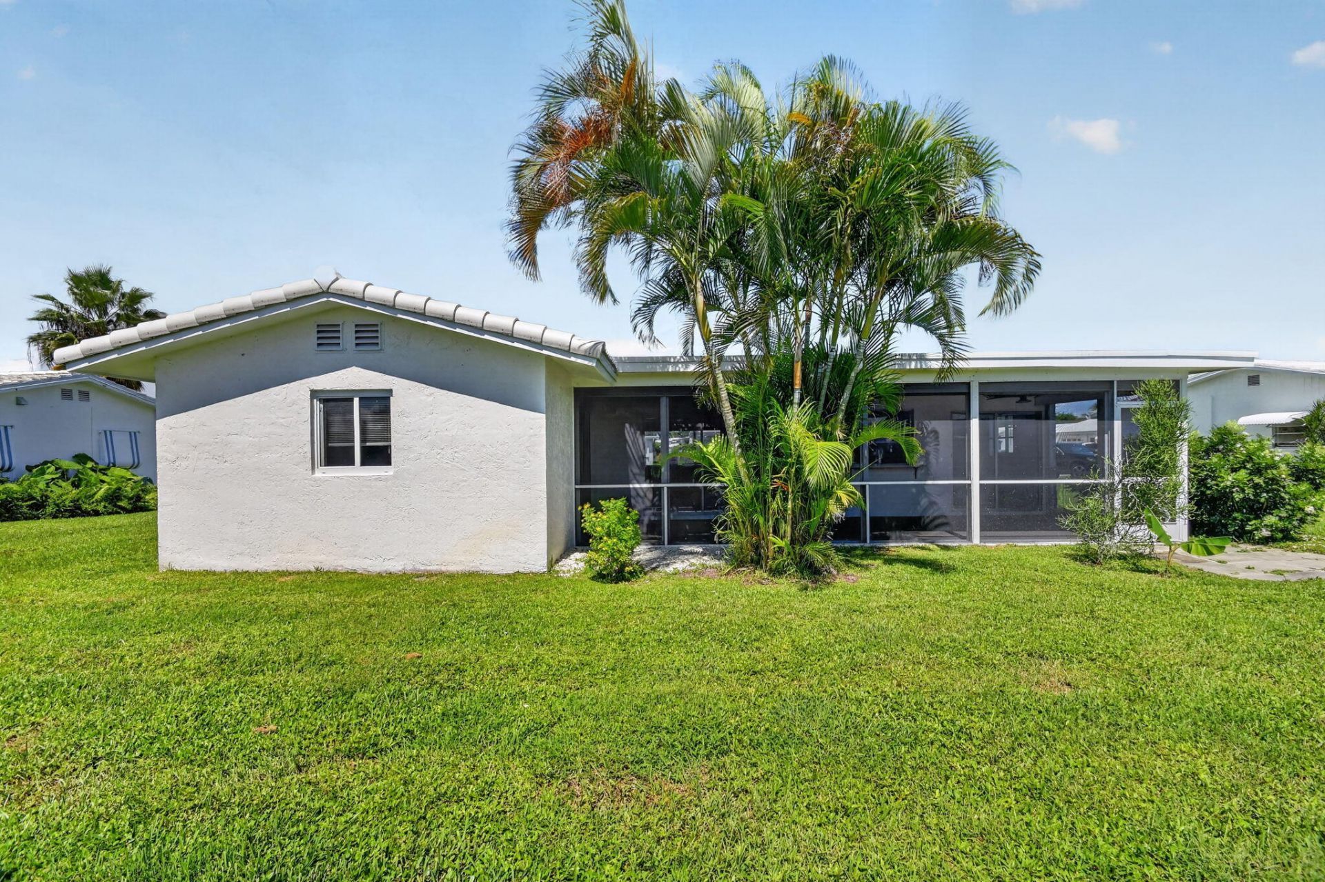 1404 SW 22nd Avenue, Boynton Beach, FL 33426 Photo