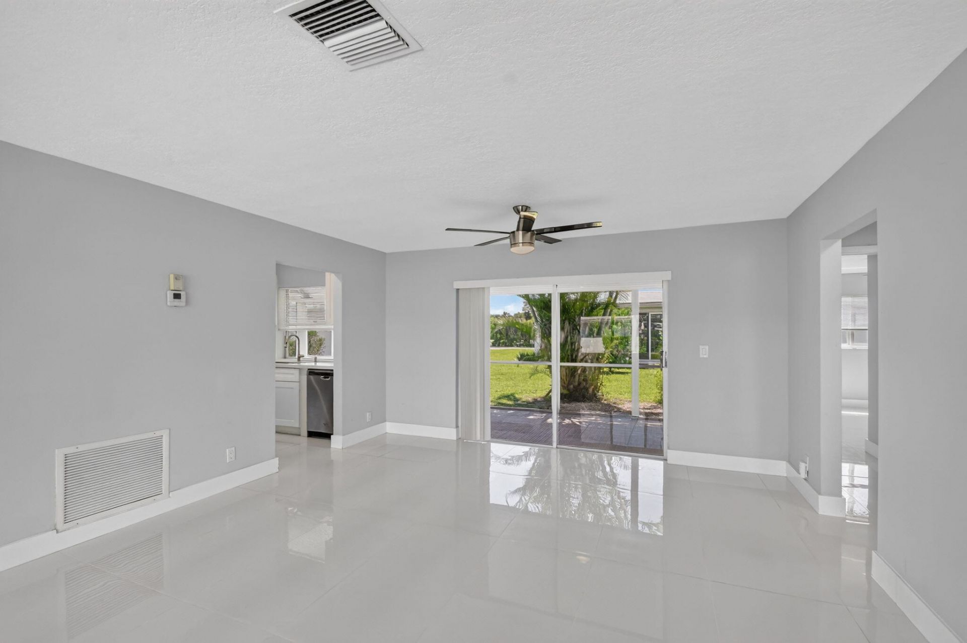 1404 SW 22nd Avenue, Boynton Beach, FL 33426 Photo
