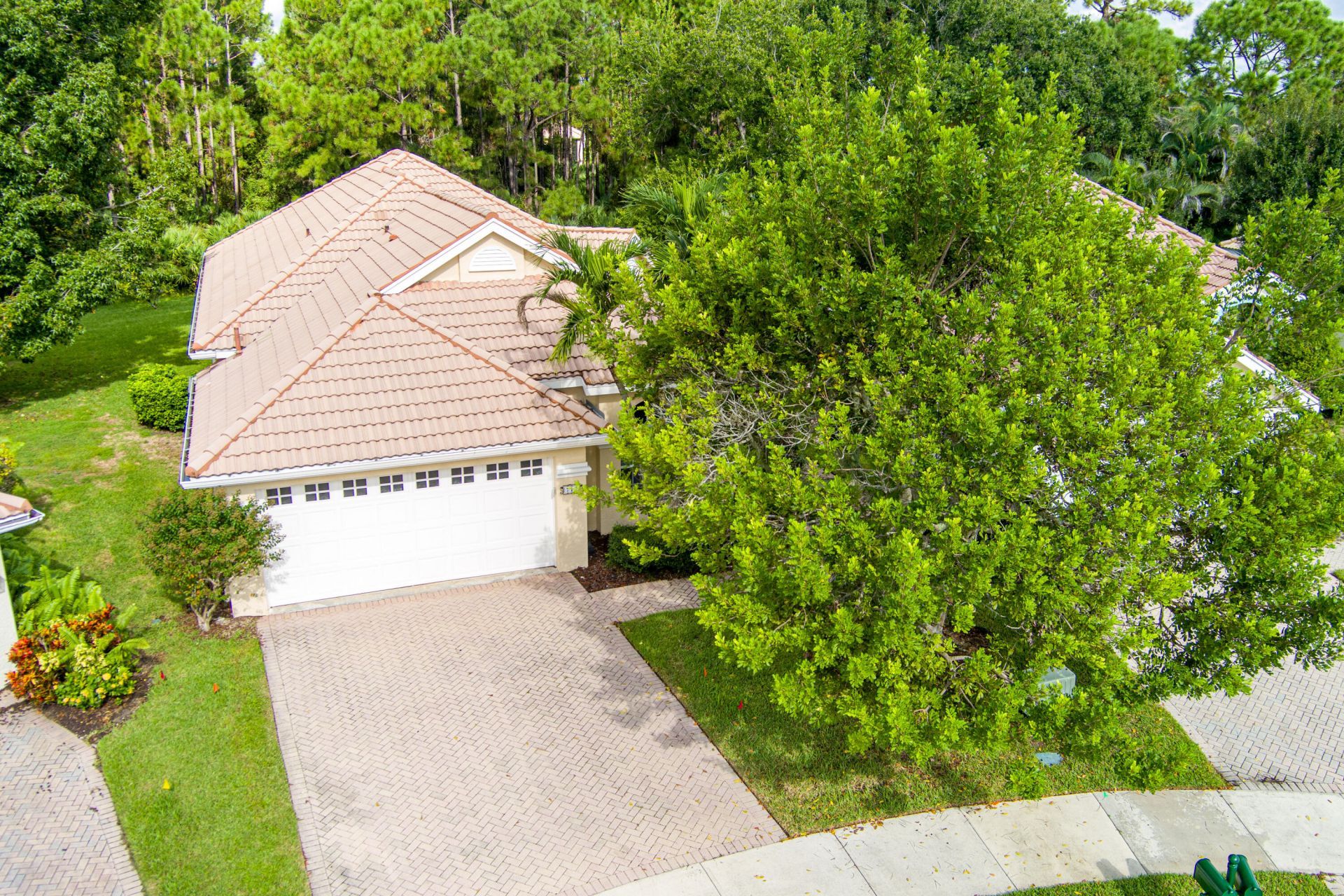 712 SW Saint Vincent Cove, Port Saint Lucie, FL 34986 Photo