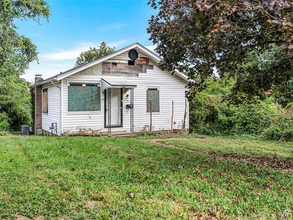 313 Northridge Drive , St Louis, MO 63137