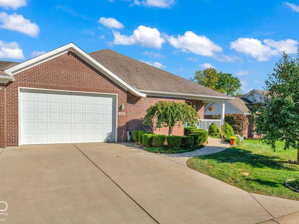 11845 Civic Circle, Mooresville, IN 46158