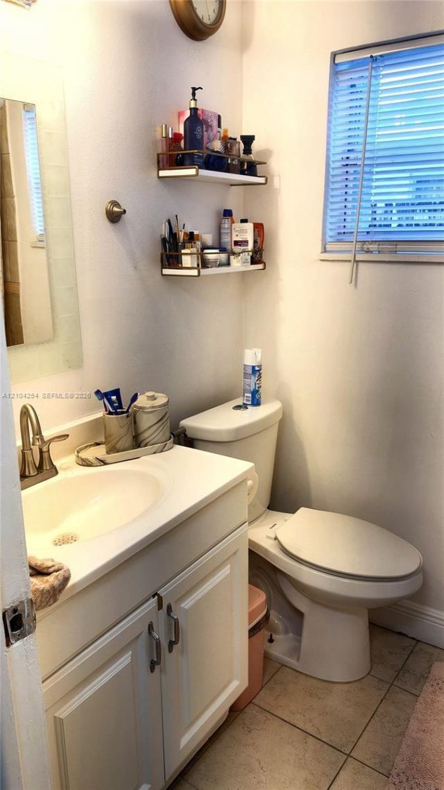 1245 NE 133rd St , North Miami, FL 33161 Photo
