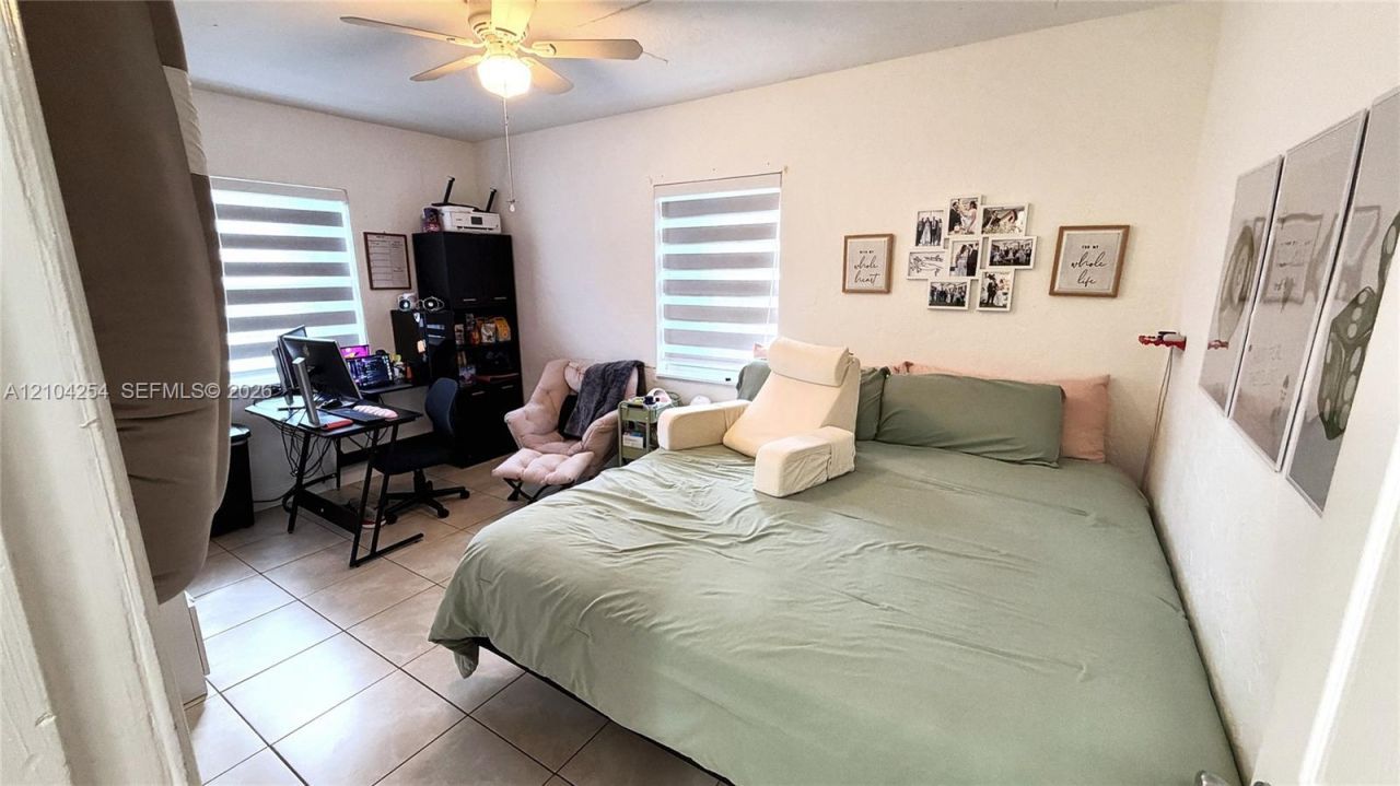 1245 NE 133rd St , North Miami, FL 33161 Photo