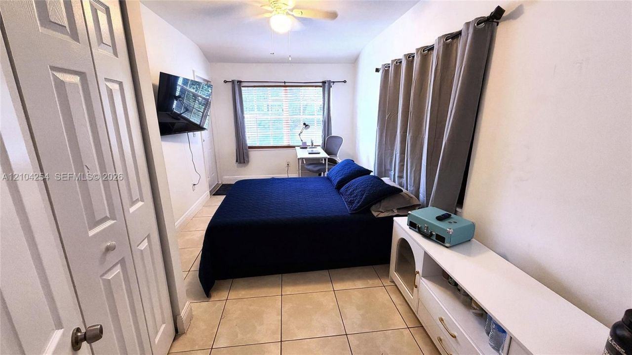 1245 NE 133rd St , North Miami, FL 33161 Photo