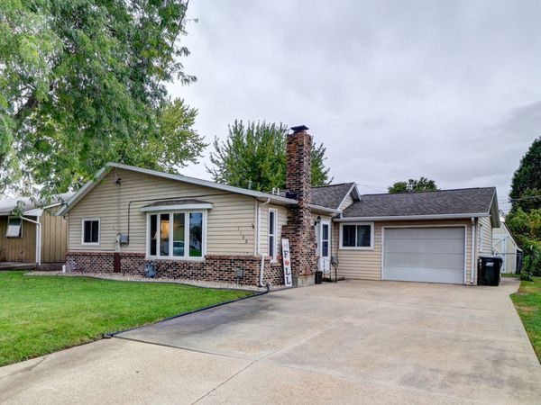 1108 E 14th Street , Sterling, IL 61081