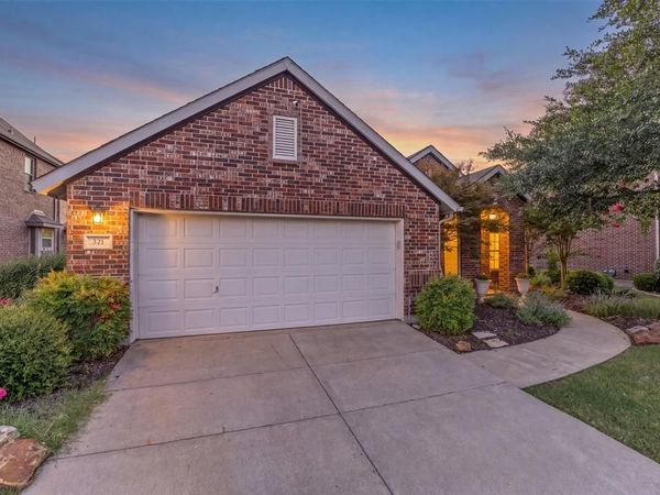 321 Deaton Drive, Fate, TX 75087