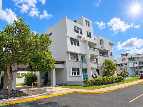 AVE CHALET COND. CHALETS DE LA PLAYA, VEGA BAJA, P, Unit APT. 132, Vega Baja, PR 00693