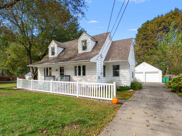 3919 Hayes Street, Portage, MI 49002