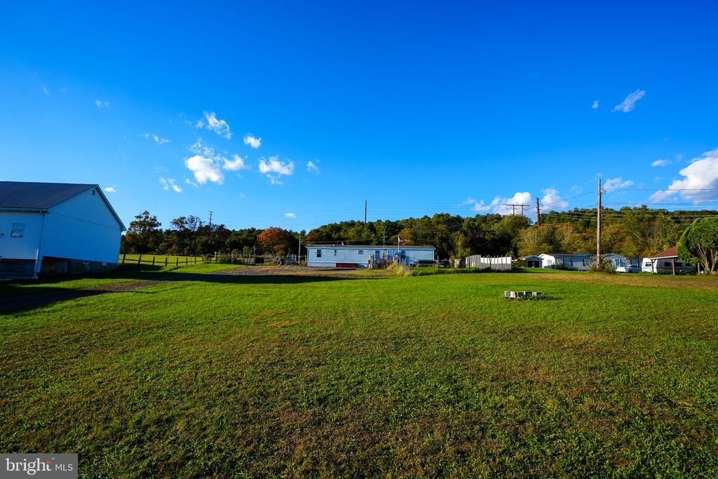 1940 HAHNS DAIRY ROAD, PALMERTON, PA 18071