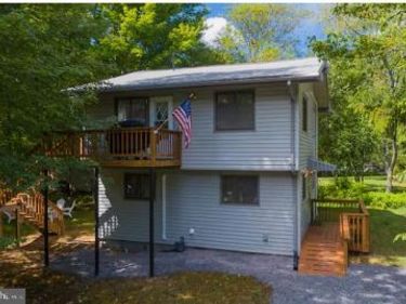 1030 WYOMING DRIVE, POCONO LAKE, PA 18347