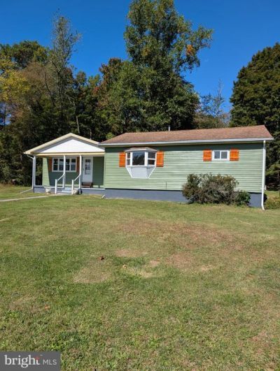 38 W DONALDSON STREET , TREMONT, PA 17981