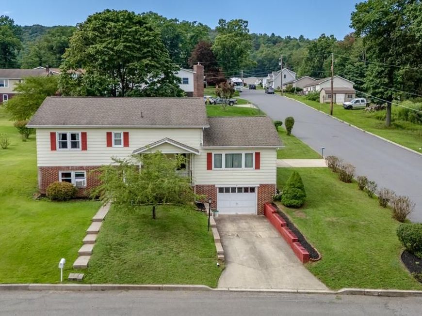 14 Brook Drive , Lehighton, PA 18235 Main Photo