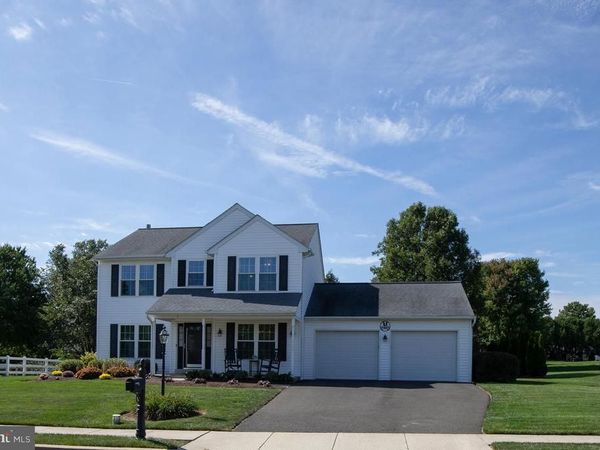 9 GREENLEAF CIRCLE , PERKASIE, PA 18944