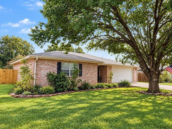 719 DAWN LN, Fredericksburg, TX 78624