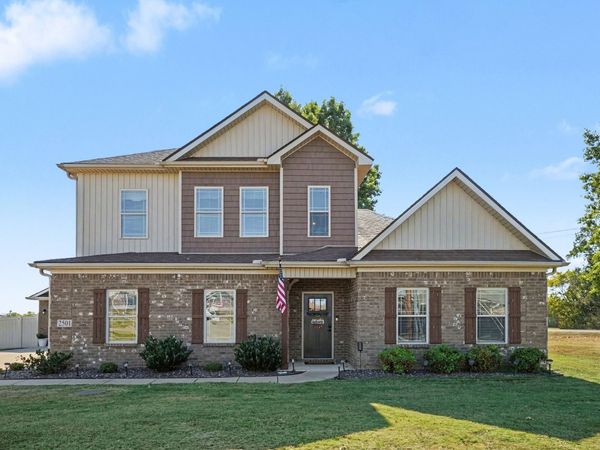 2501 Pinnacle Dr , Chapel Hill, TN 37034