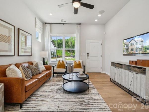 21238 Lake Run Drive , Charlotte, NC 28278