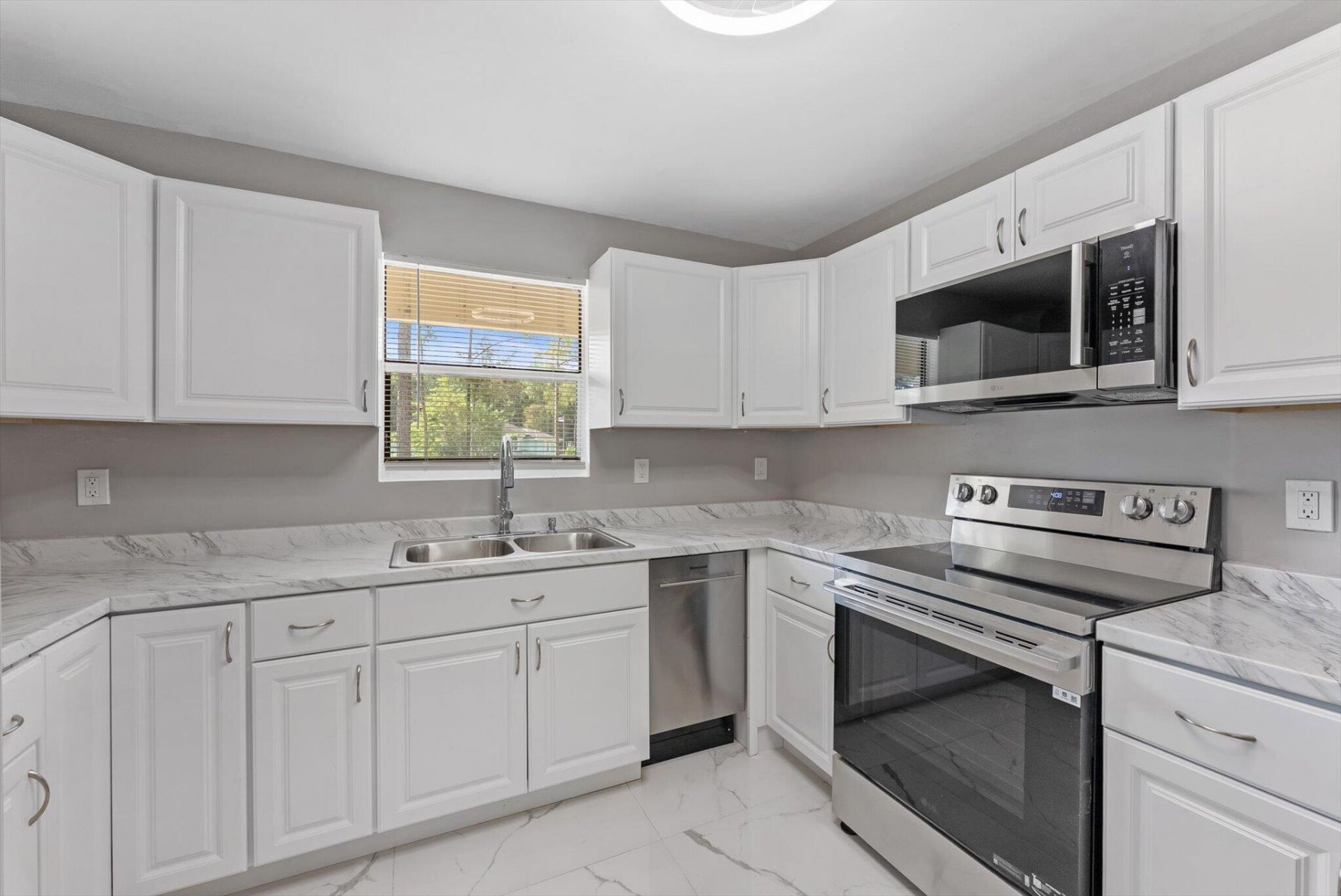 17495 47th Court N, The Acreage, FL 33470 Photo