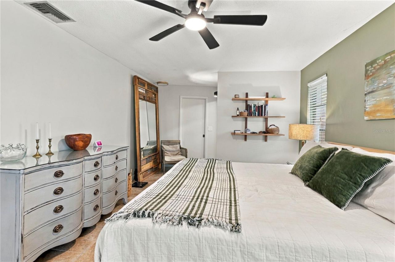 10211 139th Street , Largo, FL 33774 Photo