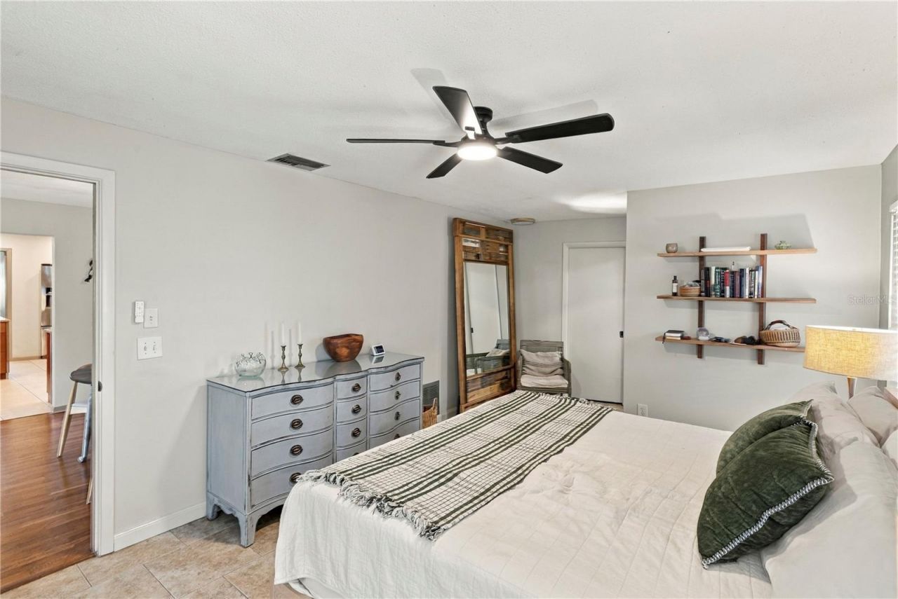 10211 139th Street , Largo, FL 33774 Photo